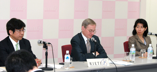 Richard CRONIN, KAWAKAMI Takashi and NISHIGAKI Atsuko