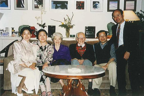 From right to left: Yang Kaizhong, Masahisa Fujita, Walter Isard, Mrs. Caroline Isard (Walter's wife), Mrs. Yuko Fujita (Masahisa's wife), Mrs. Yang (Kaizhong's wife) at Masahisa's home in 1993